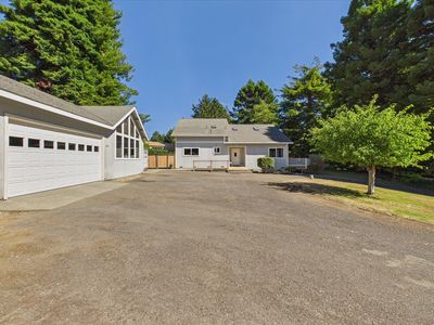 955 Westgate Dr