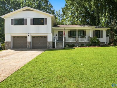 2717 Mountain Park Cir NW