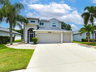 11528 Woodmount LN