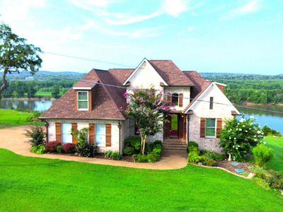 30 Riverbend Cv