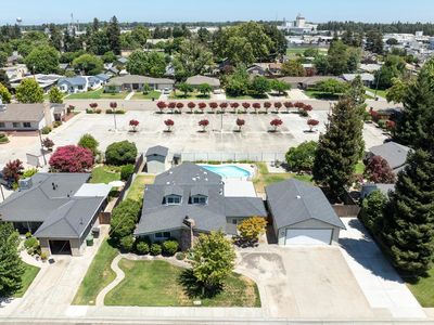 606 Palm Ave