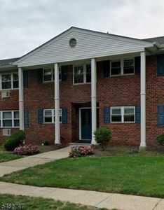 32 A6Woodedge Ave BLDG 32A #6