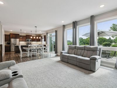 5566 Upper 179th St W