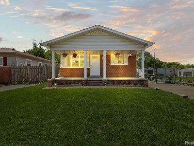 13710 Beech Daly Rd