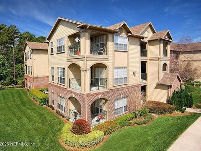 7800 POINT MEADOWS Drive #332