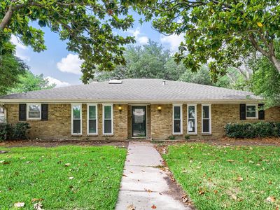 3201 Winchester Dr