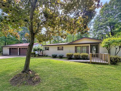 7000 Crestview Dr