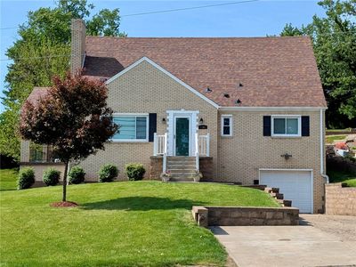 1504 Greentree Rd