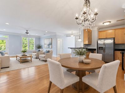 501 Finsbury St APT 303