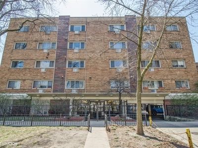 1415 W Lunt Ave APT 511