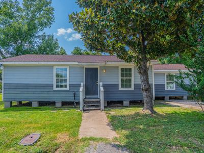 122 Oak St