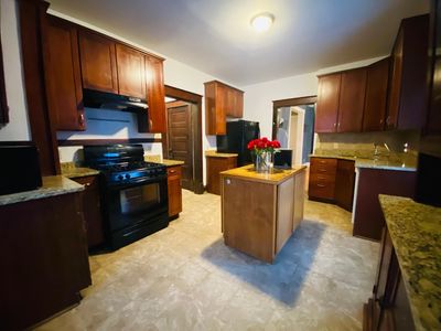 607 Topping St