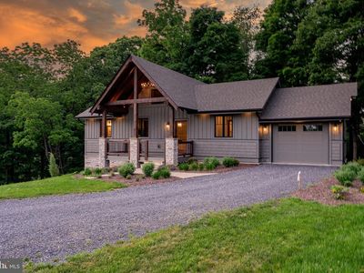 445 Eaglewood Trl
