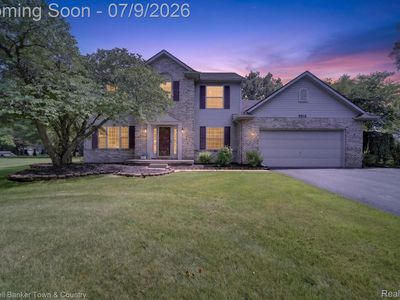 9016 Hyacinth Way