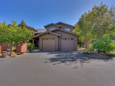 Property at 11574 Dolomite Way Unit 4, Truckee, CA