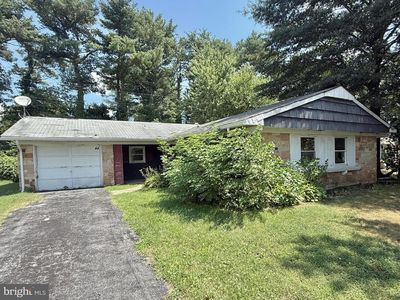 44 Henderson Ln