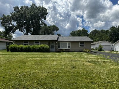 2413 Meridian Dr