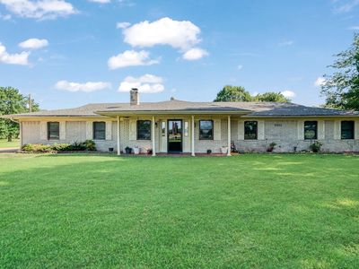 6951 Farm Road 1499