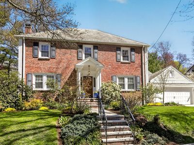 152 Beverly Rd