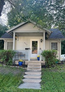 207 S 13th St