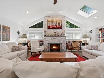 25 Valley Circle