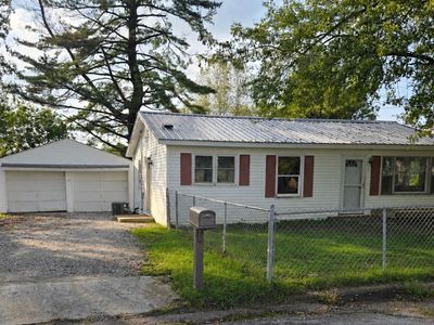 7 Pleasant Valley Dr