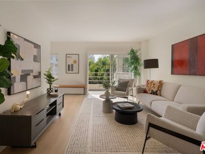 1131 Alta Loma Rd APT 428
