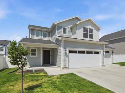 211 E 520 N