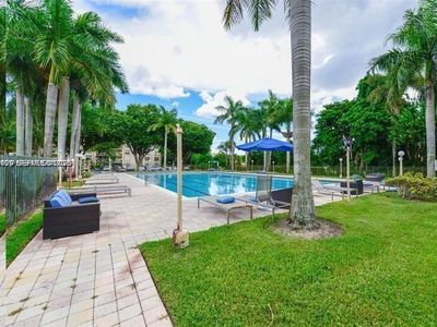 9350 Fontainebleau Blvd APT 209
