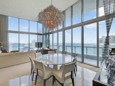 495 Brickell Ave APT 2201