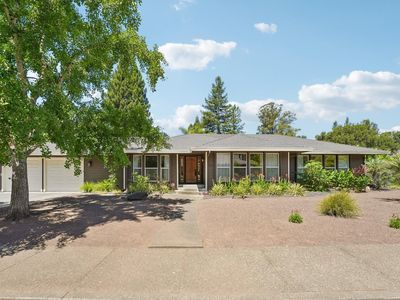 3195 Montecito Meadow Drive