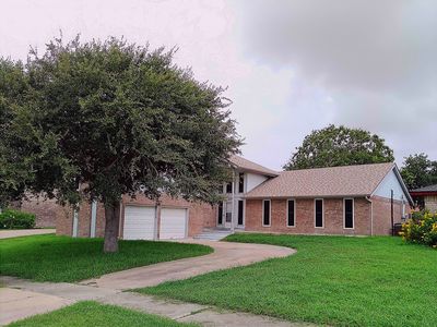 849 Cliff Dr