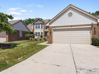 15744 Golfview Drive Blvd