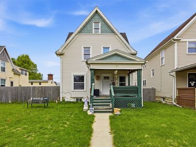 1418 4th Ave SE