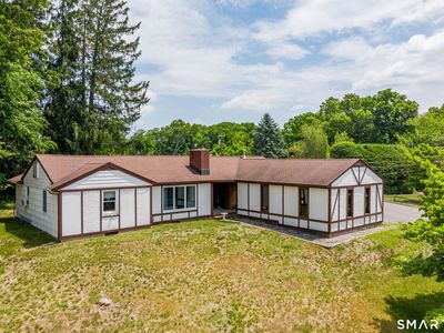10 Horseshoe Drive