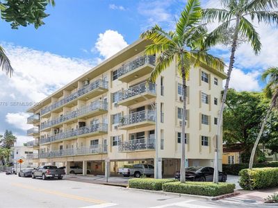 851 Meridian Ave APT 24