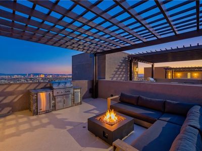 664 Sentinel Spire St