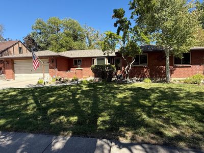 479 E Evesham Dr