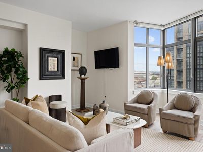 460 New York Ave NW Unit 802