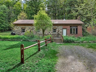 146 Stonebridge Rd Extension