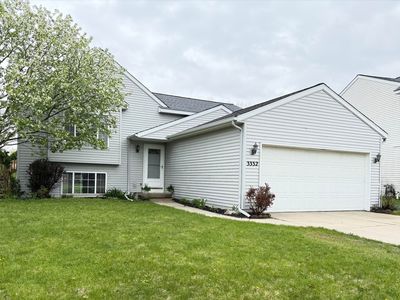 3332 Hampton Downs Dr SE