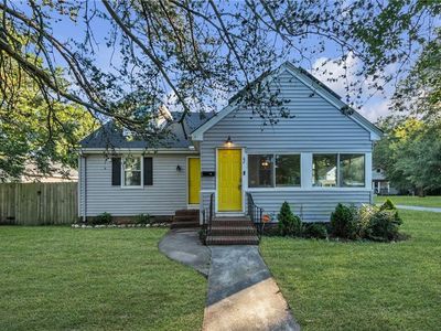 62 Bainbridge Ave