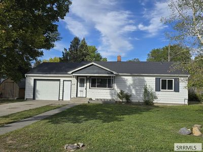 255 Clifford St