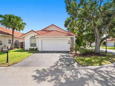 2810 NW 70th Ave