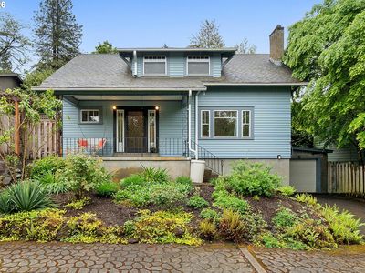 2830 SW Multnomah Blvd