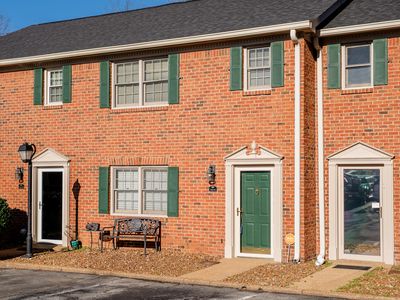 315 McBrien Rd APT 9