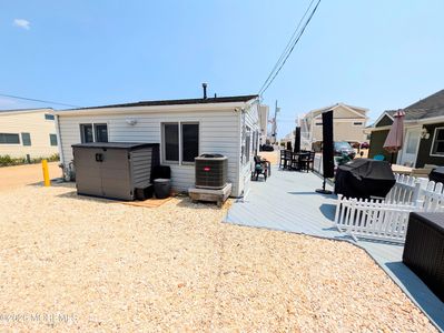 21 E Penguin Way