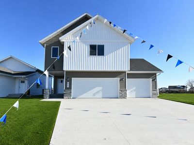 6805 Deer Creek Loop