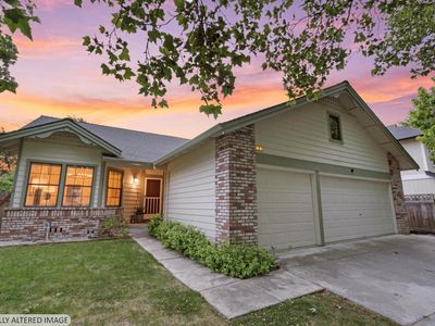 8 Starling Drive