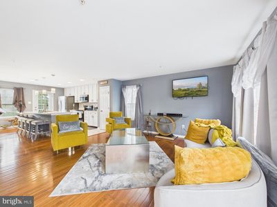 9309 Silver Charm Dr